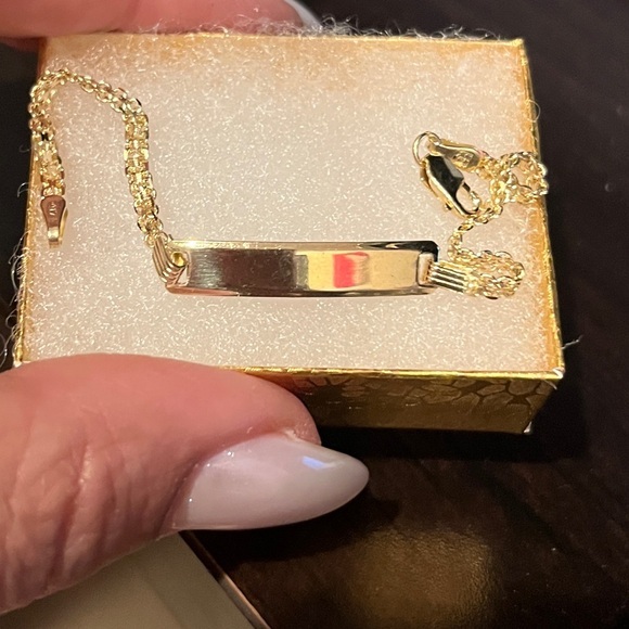 New 10K yellow gold Baby ID Bracelet 5.5” inches - Picture 1 of 5